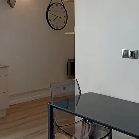 : 2 Pieces Cosy Suresnes